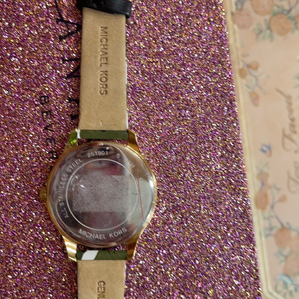 Michael Kors Ladies Lexington Watch MK2811